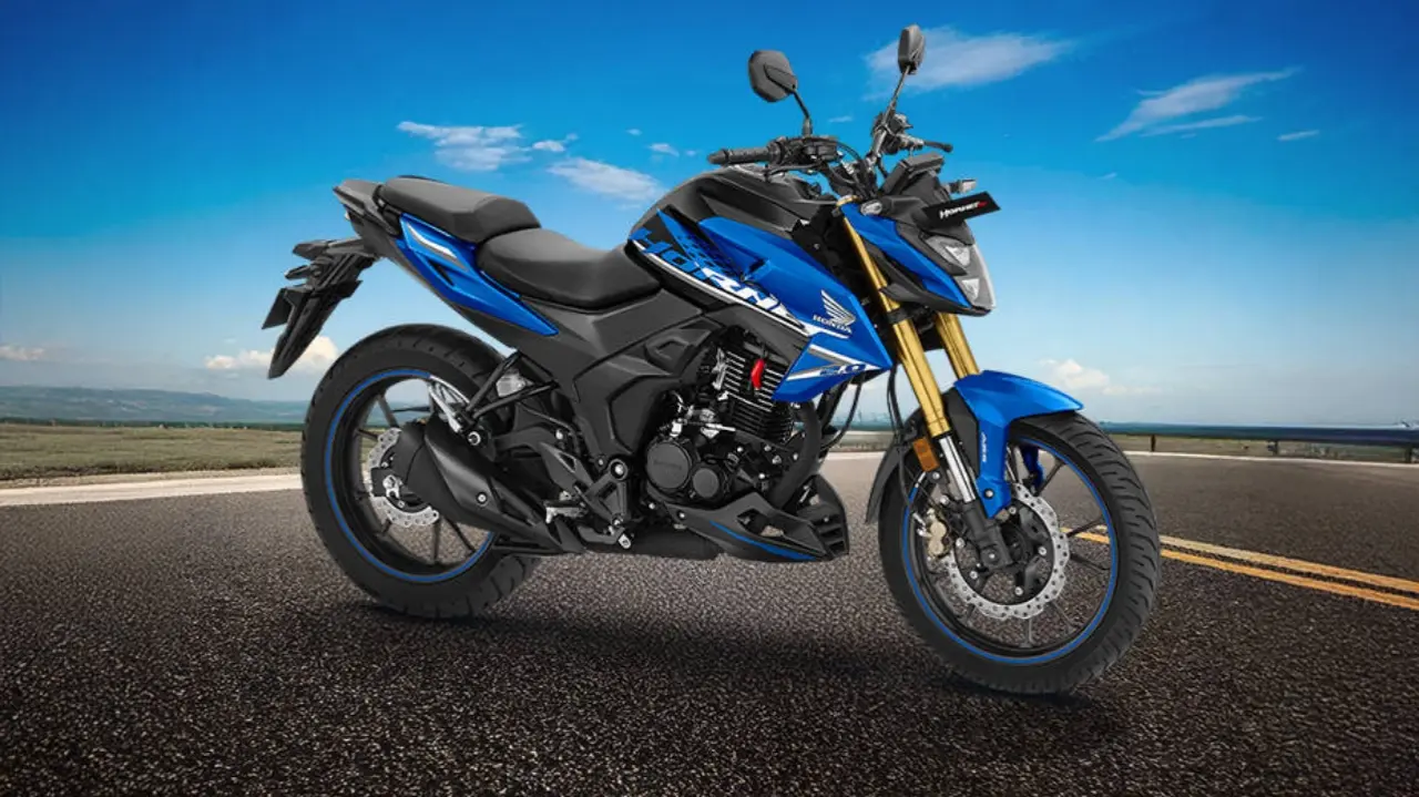 युवाओं को आकर्षित करने के लिए लॉन्च हो चुकी है, नया अवतार में Honda Hornet 2.0 बाइक 57kmpl के जबरदस्त माइलेज के साथ
